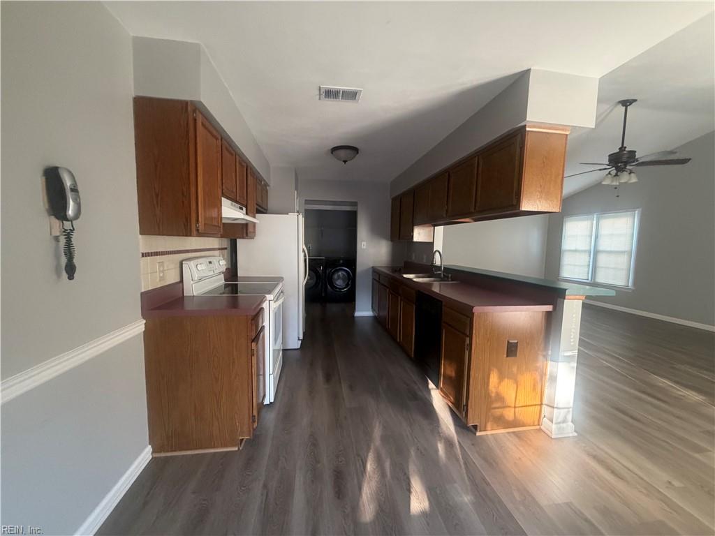 1852 Blairmore Arch Property Photo 7