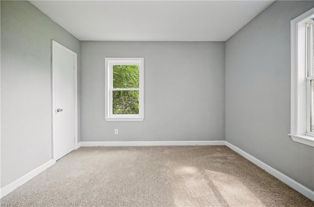 209 N Capital St Property Photo 18