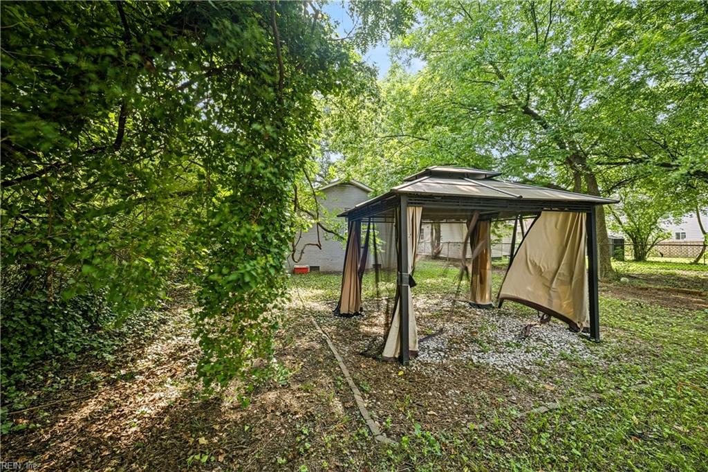 209 N Capital St Property Photo 35