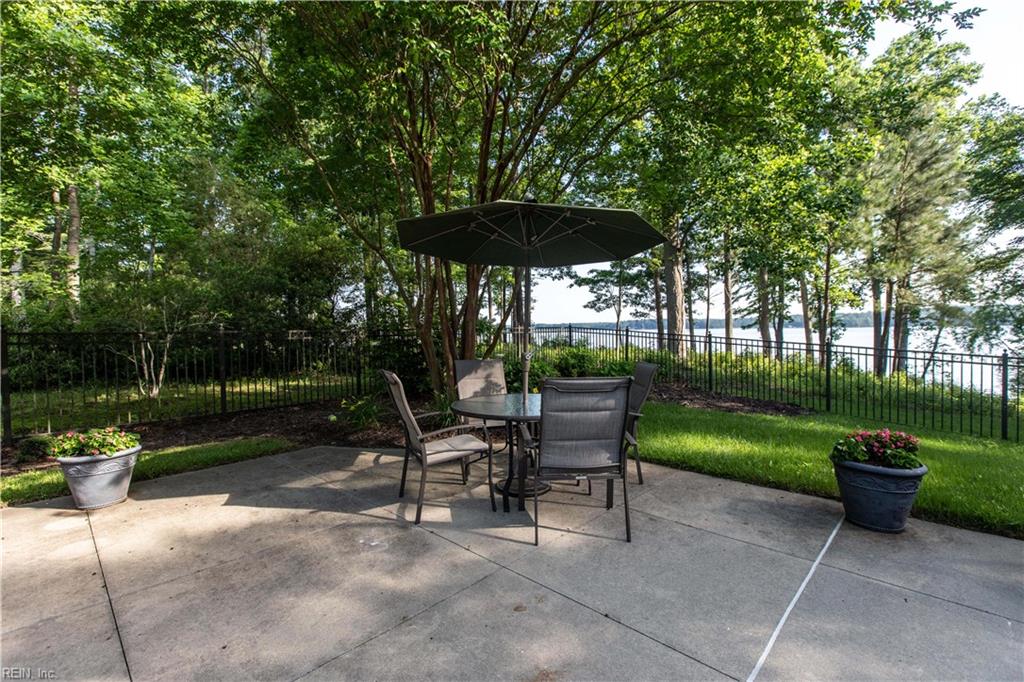 00 Riverwatch Dr Property Photo 16