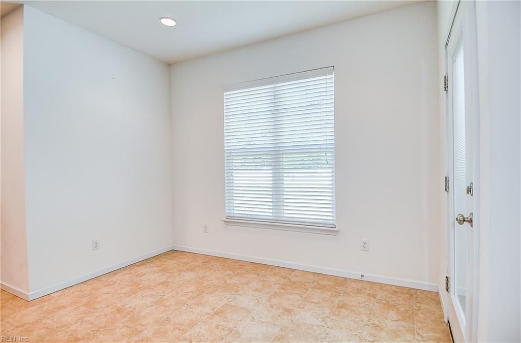 1121 Kinderly Ln Property Photo 12