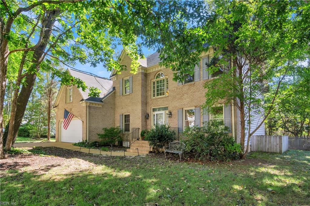113 Ewell Pl Property Photo 1