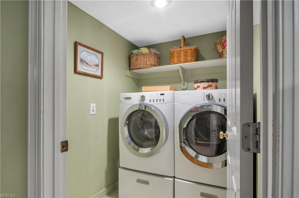 113 Ewell Pl Property Photo 23