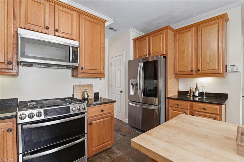 1237 Spruce Ln Property Photo 15