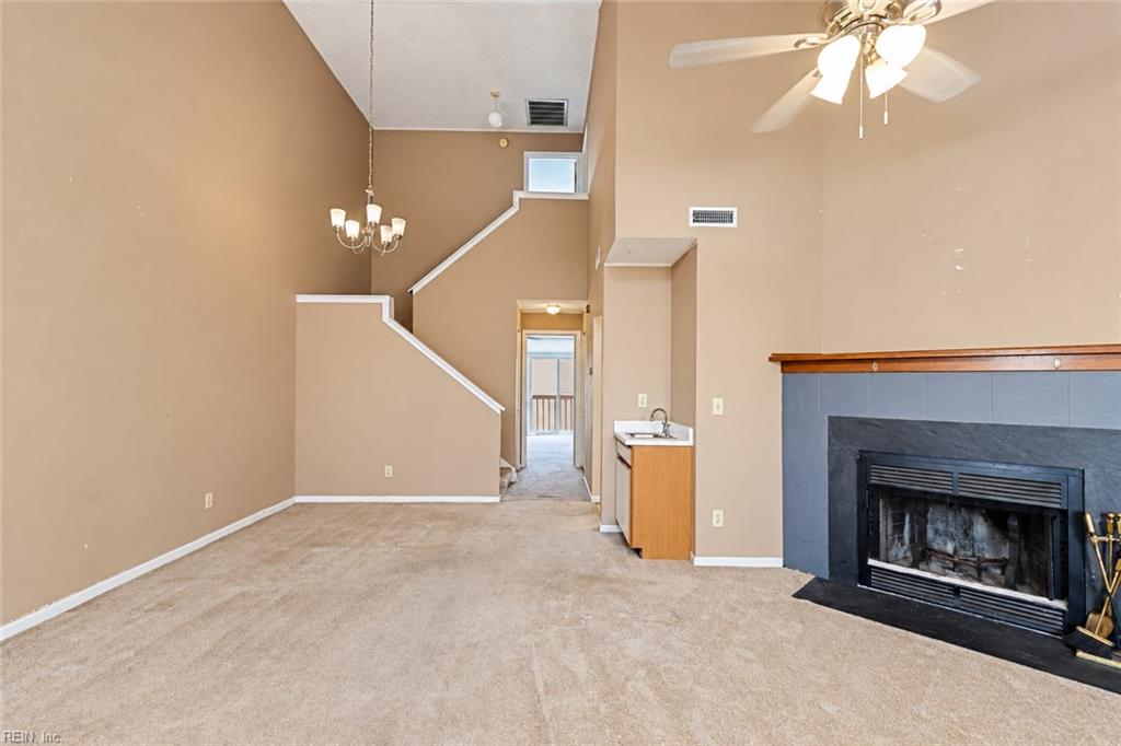 833 Little Bay Ave Property Photo 4