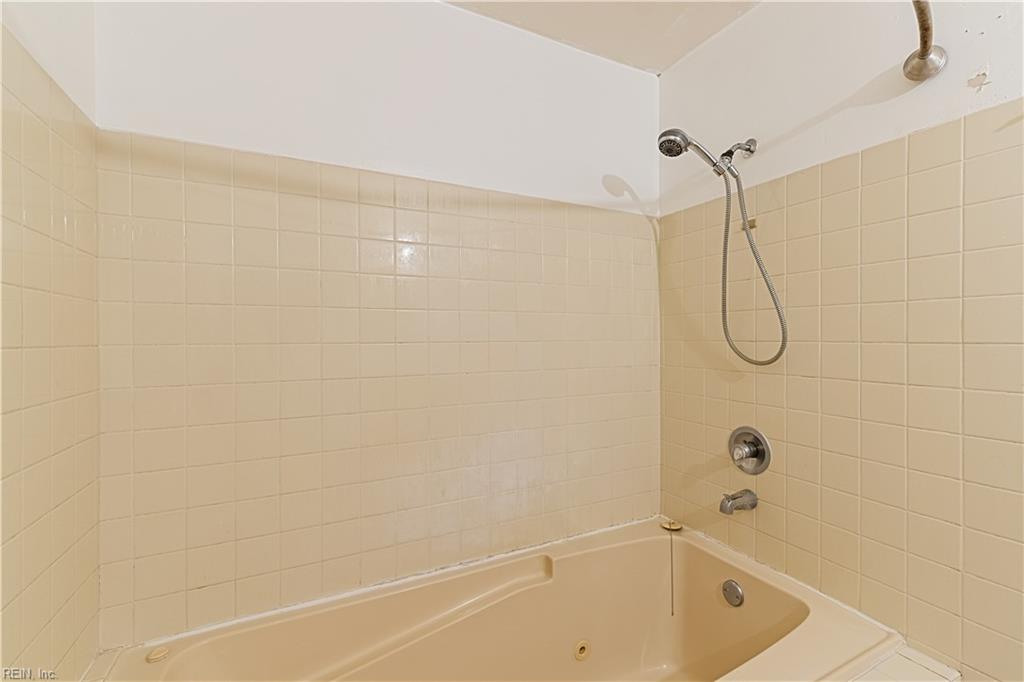 833 Little Bay Ave Property Photo 26