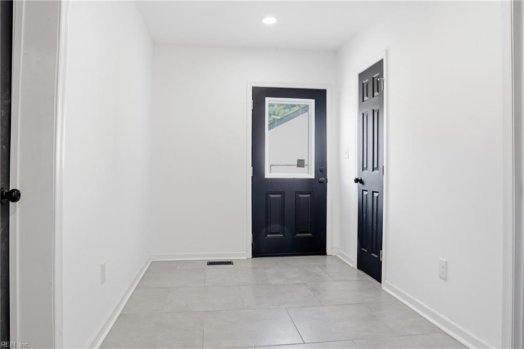 845 N King St Property Photo 14
