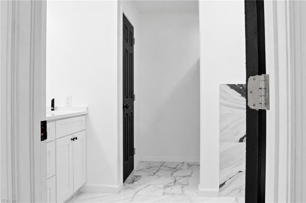 845 N King St Property Photo 19