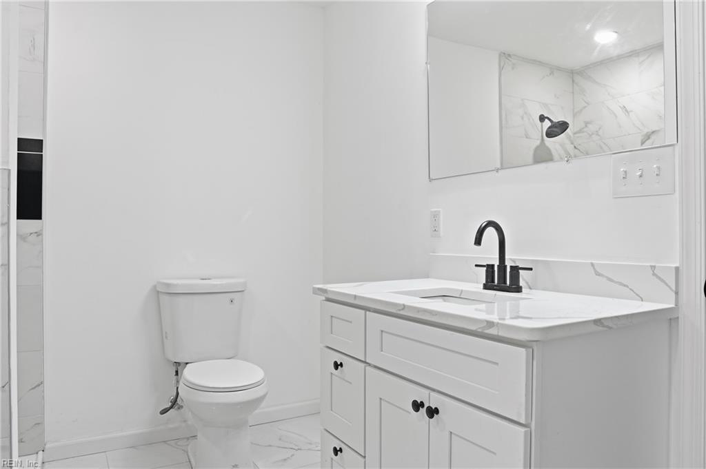 845 N King St Property Photo 36