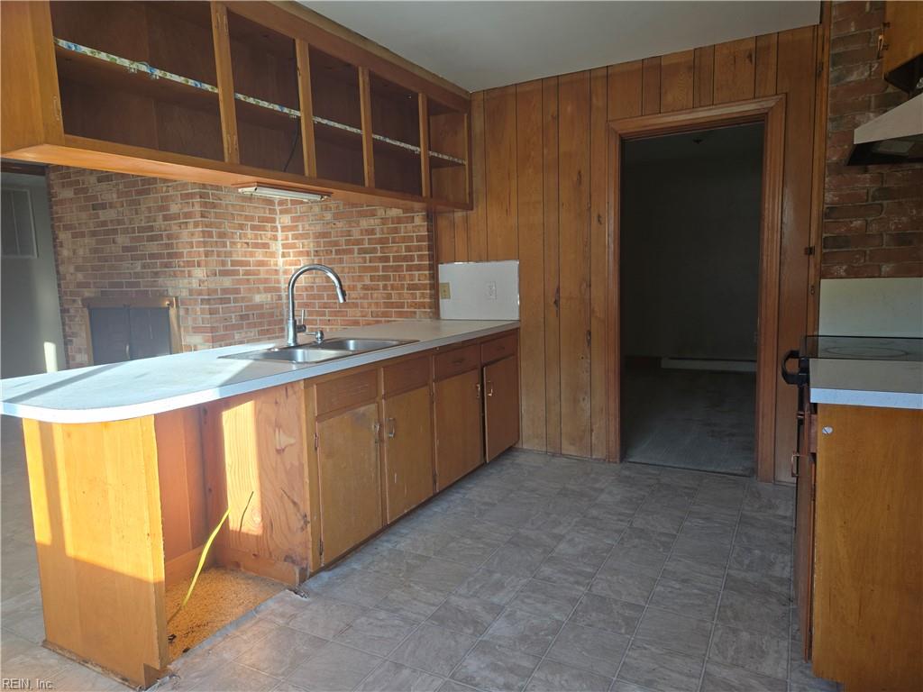 214 Delaney Dr Property Photo 3