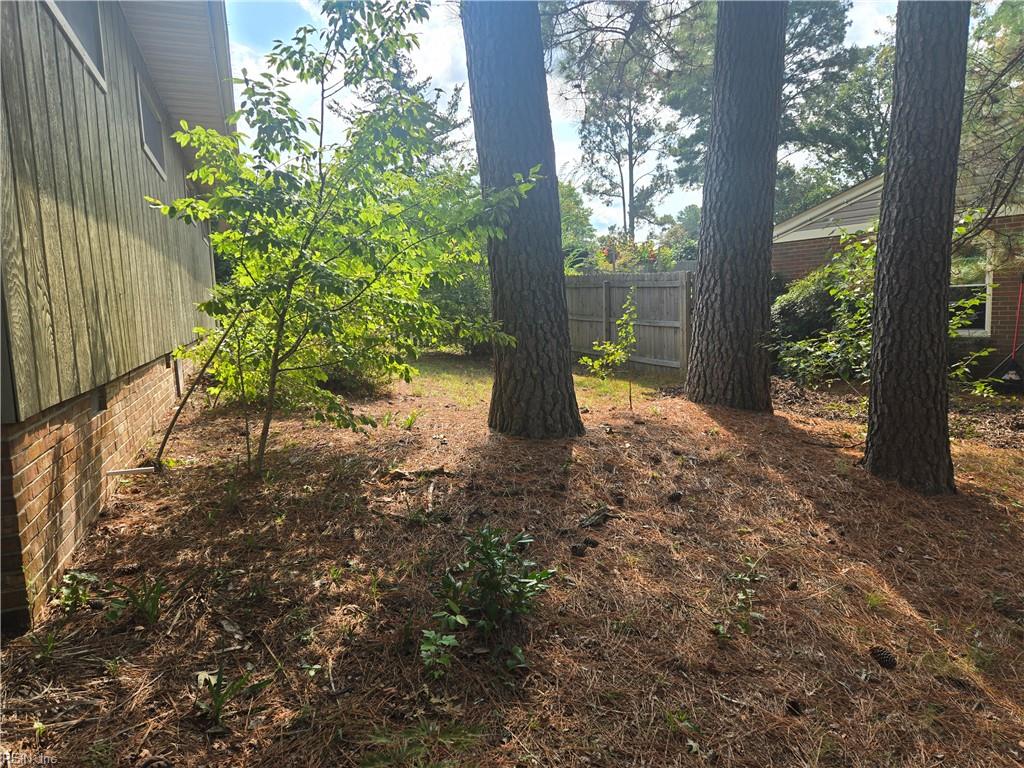 214 Delaney Dr Property Photo 18