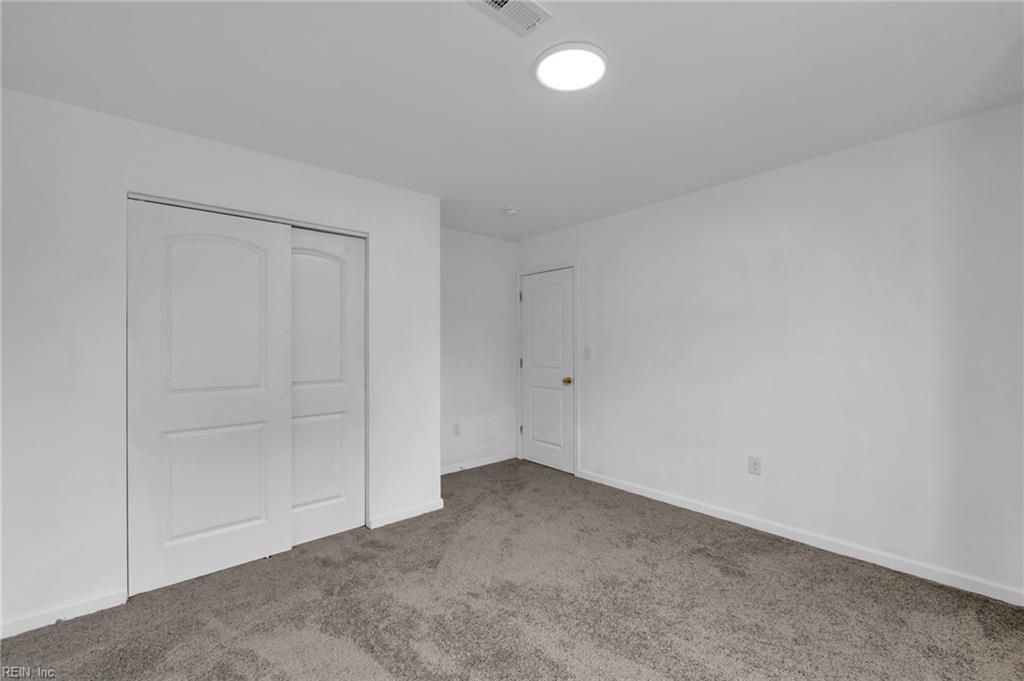 502 Center Ave Property Photo 35