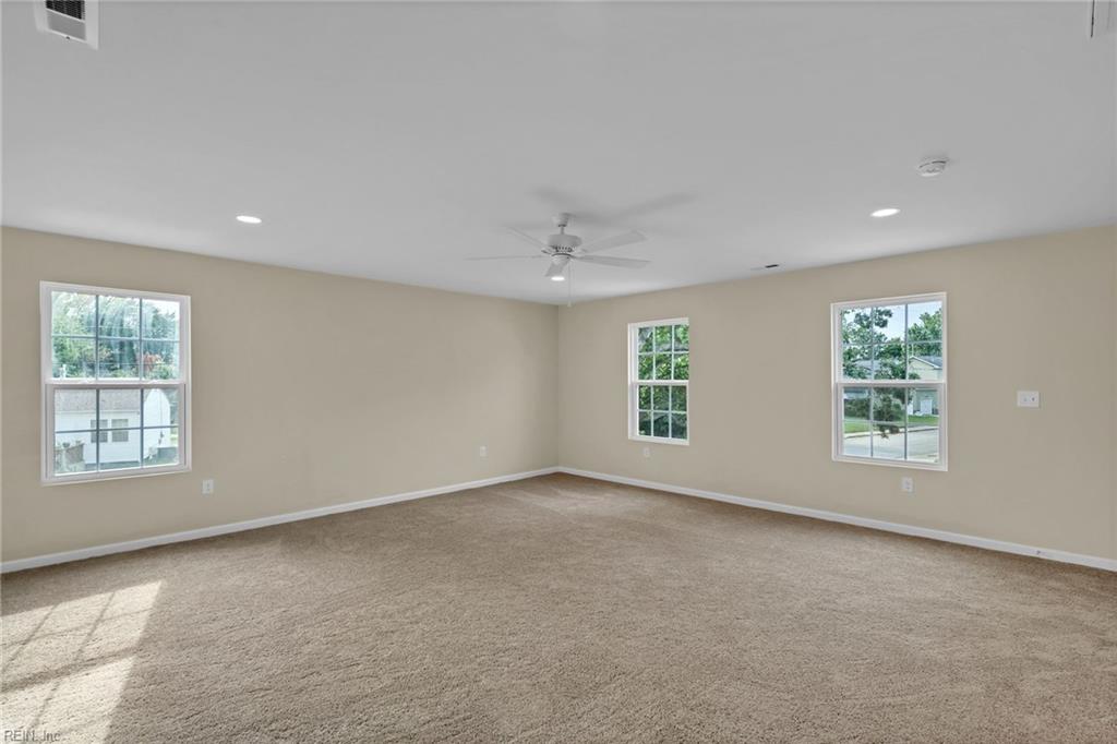 502 Center Ave Property Photo 37