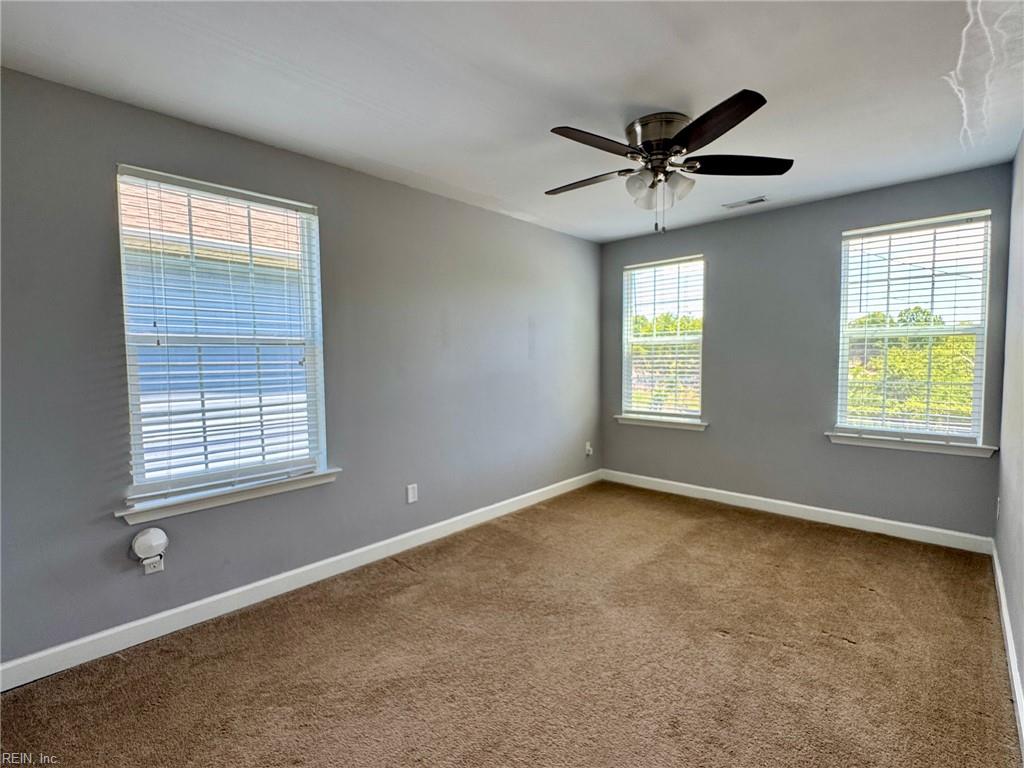2513 Carona Ave Property Photo 25