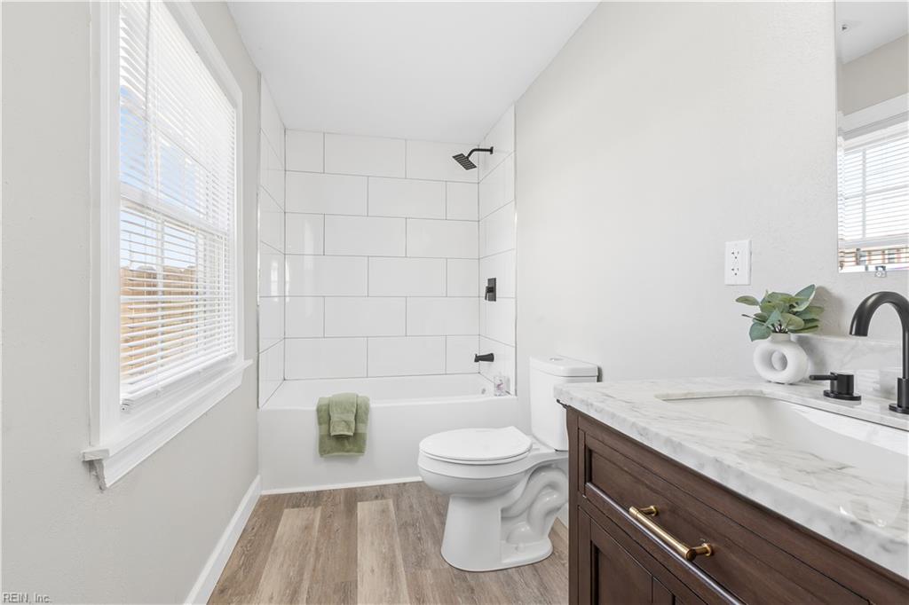 988 15th Street Property Photo 11