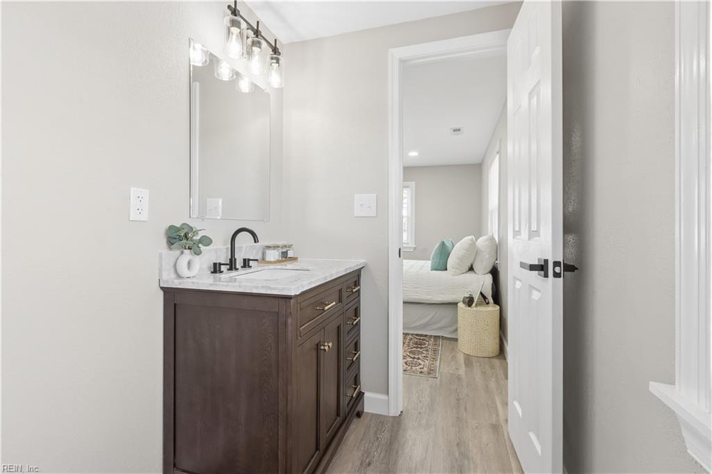 988 15th Street Property Photo 12