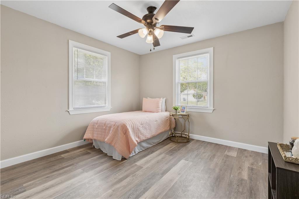 988 15th Street Property Photo 13