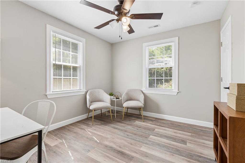 988 15th Street Property Photo 15