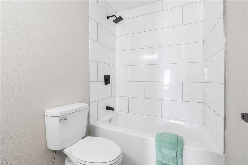 988 15th Street Property Photo 17