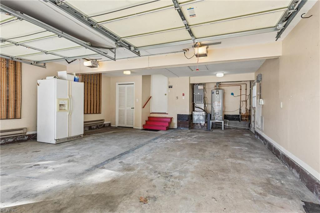 688 Village Green Pw Property Photo 32