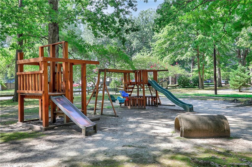 688 Village Green Pw Property Photo 47
