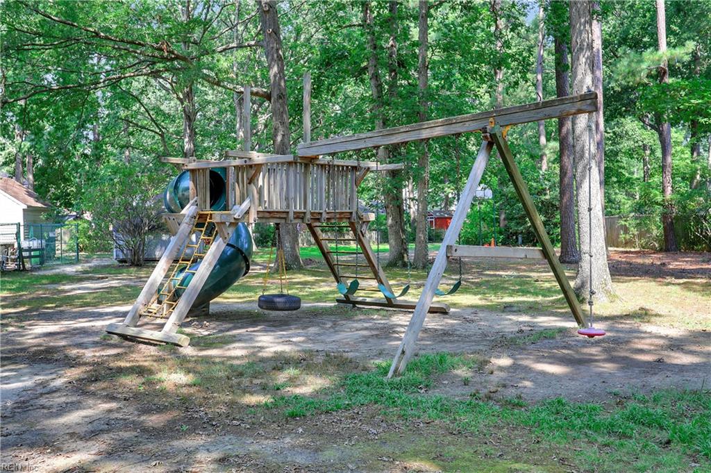 688 Village Green Pw Property Photo 48