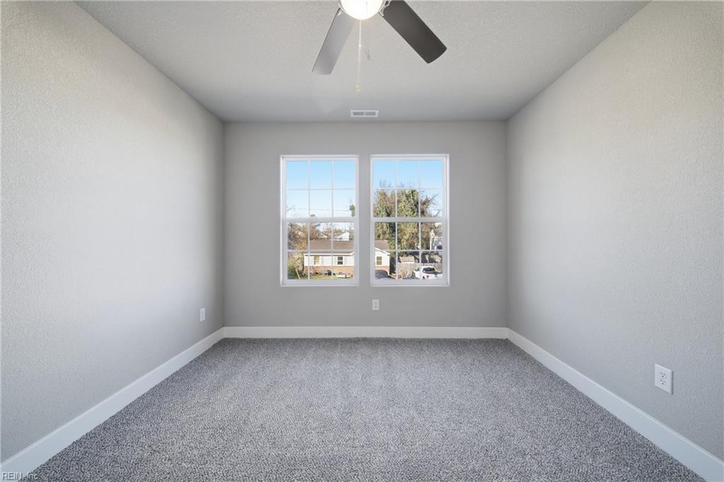 612 Phillips Ave Property Photo 18