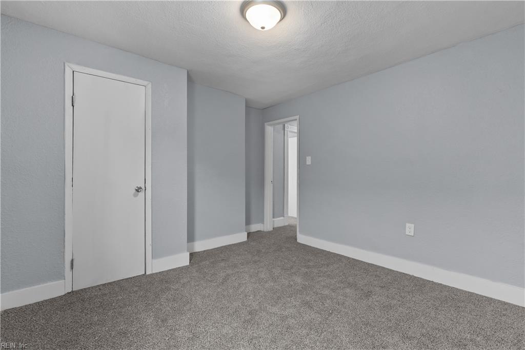 1318 18th St Property Photo 20