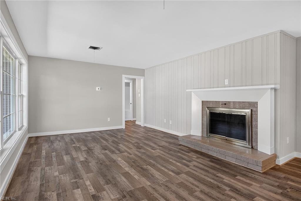 146 Cambridge Pl Property Photo 7