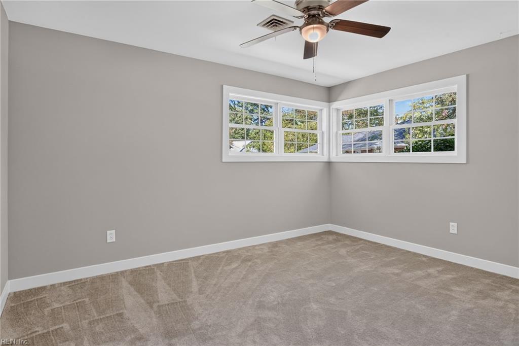 146 Cambridge Pl Property Photo 20