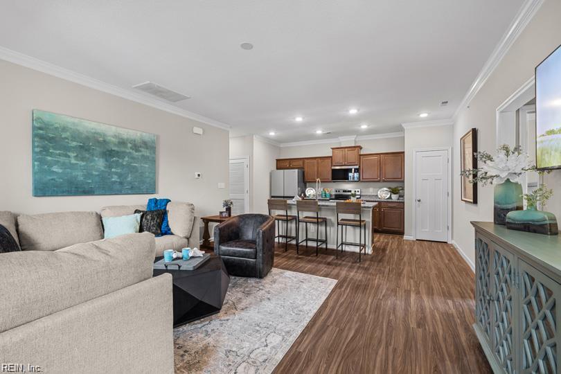 MM Grand Series Legacy At Burbage Lake Property Photo 1