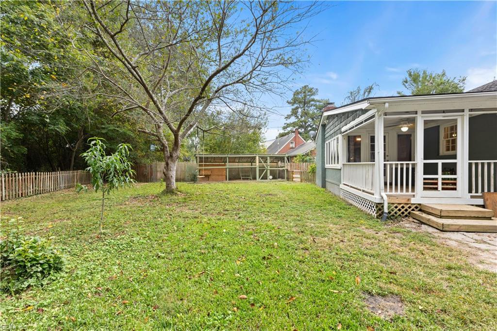 1610 Crescent Dr Property Photo 38