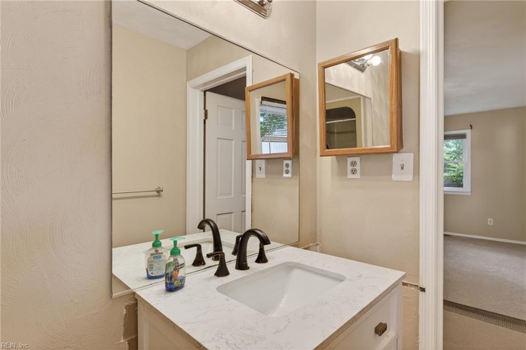 229 Fresno Dr Property Photo 20