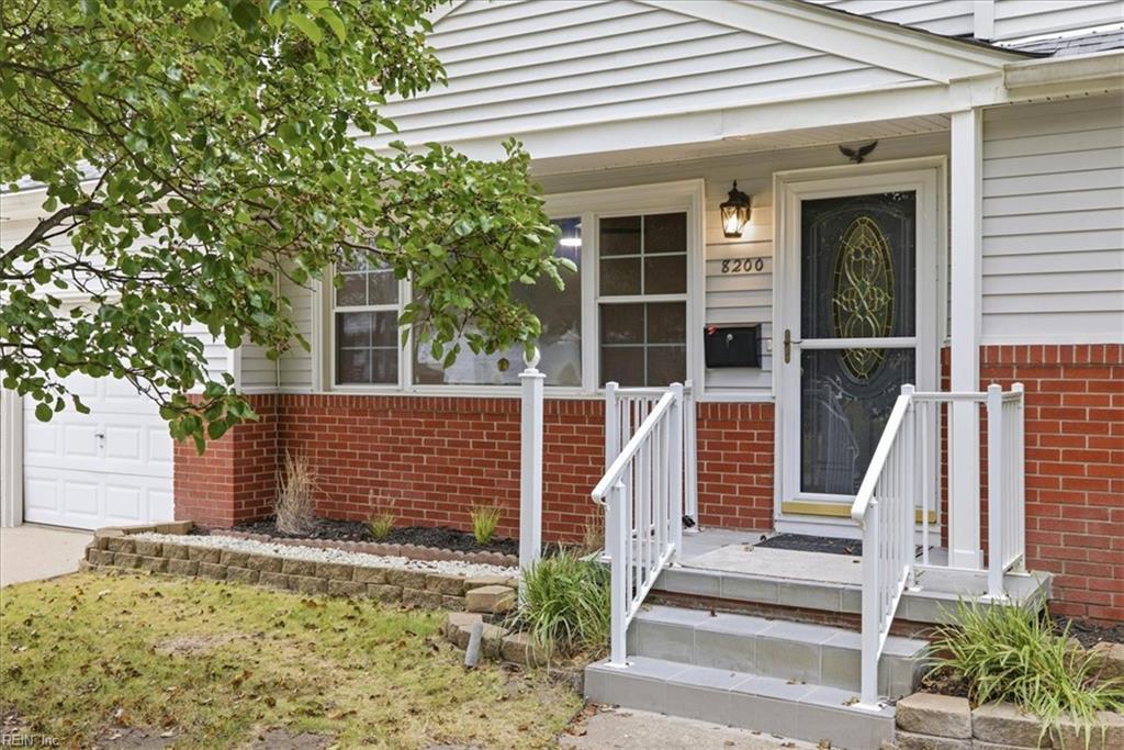 8200 Wedgewood Dr Property Photo 2