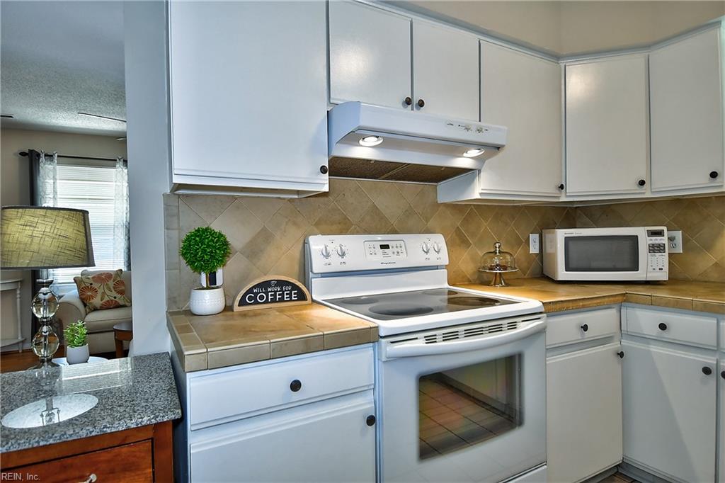 1512 Eagleton Ln Property Photo 14