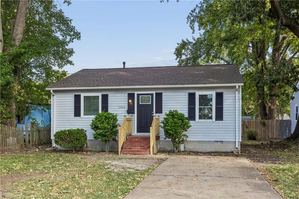 2903 Victoria BLVD Property Photo 1