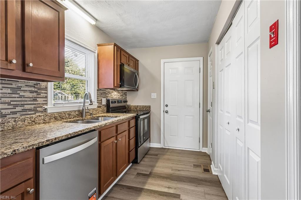 2903 Victoria Blvd Property Photo 12