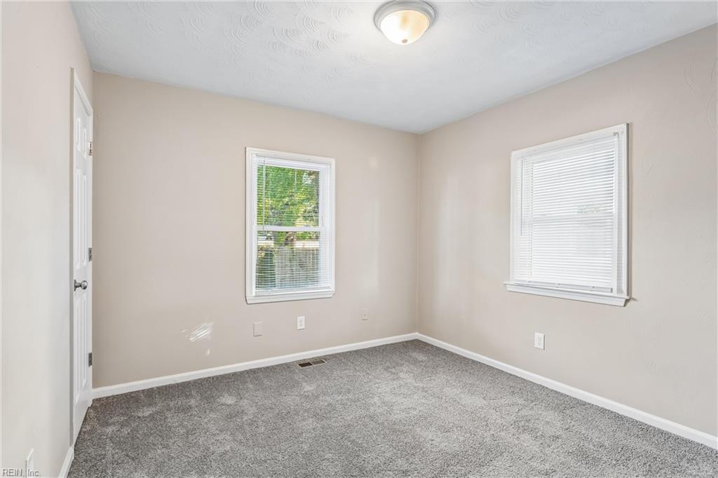 2903 Victoria Blvd Property Photo 23