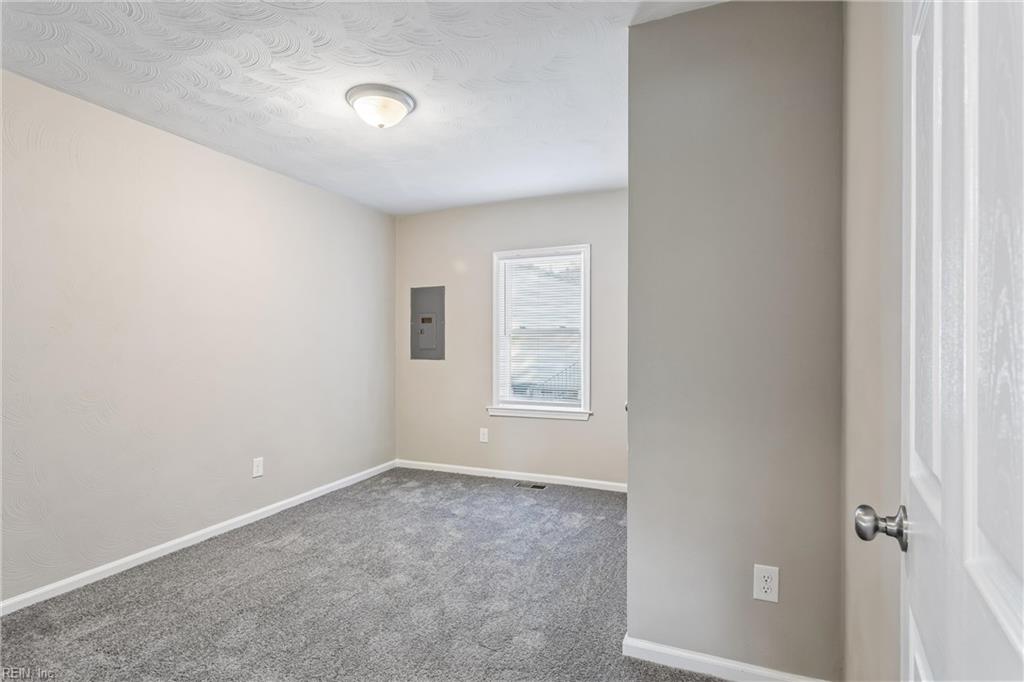 2903 Victoria Blvd Property Photo 27