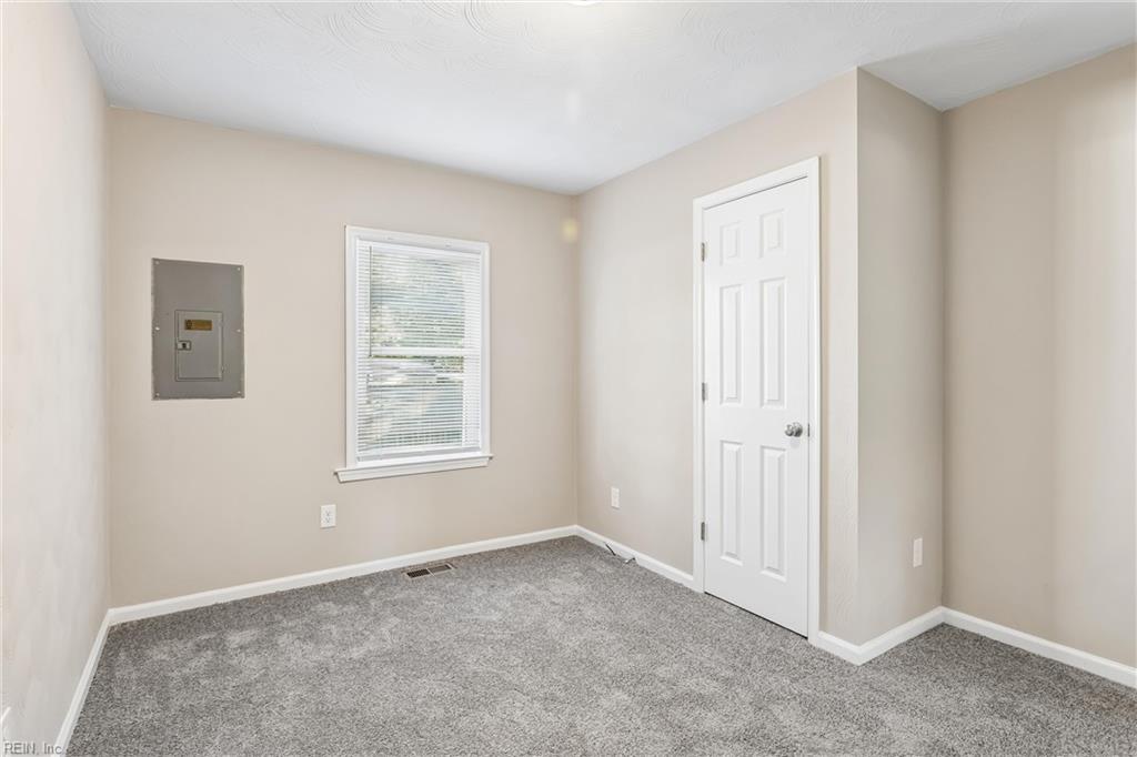 2903 Victoria Blvd Property Photo 28