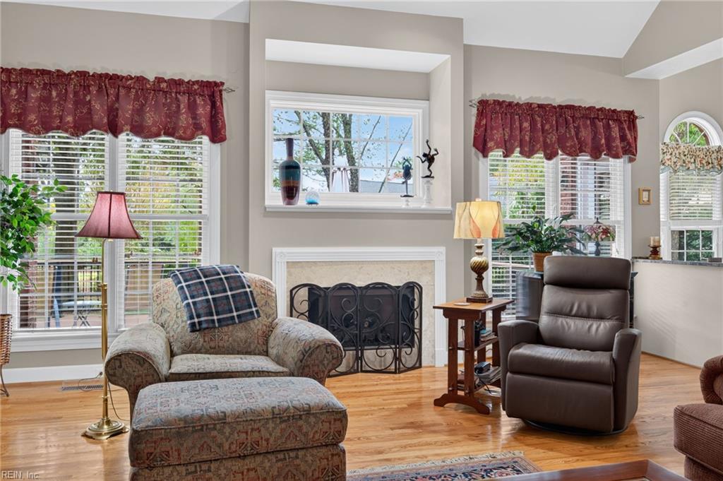 2208 Souverain Ln Property Photo 11