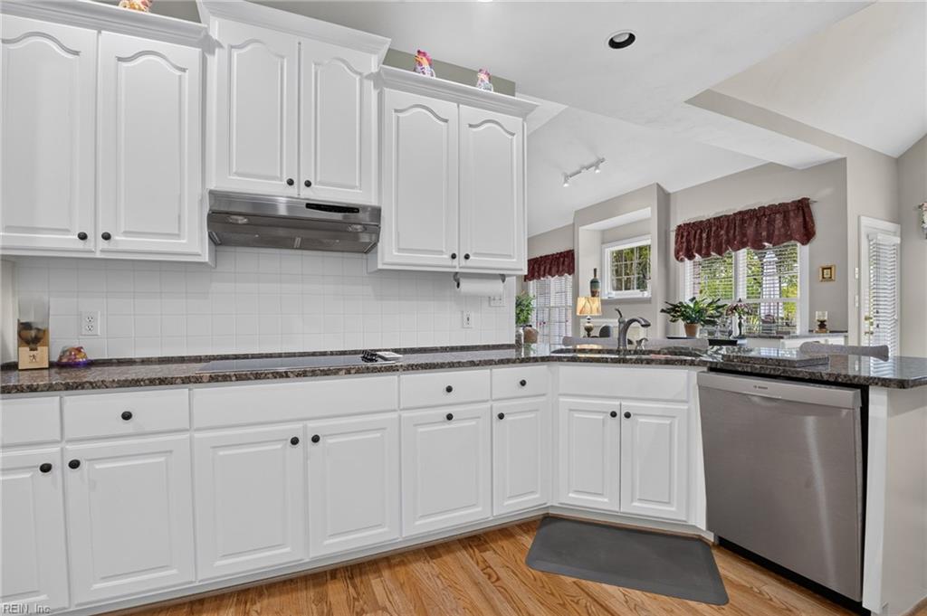 2208 Souverain Ln Property Photo 14