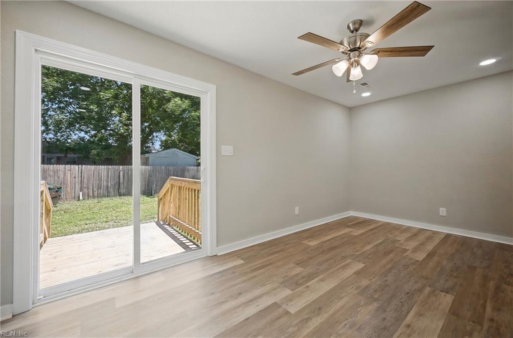 722 Rolfe St Property Photo 18