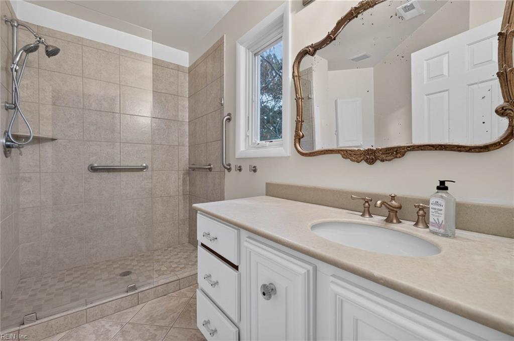 2716 Manoomin Pl Property Photo 13