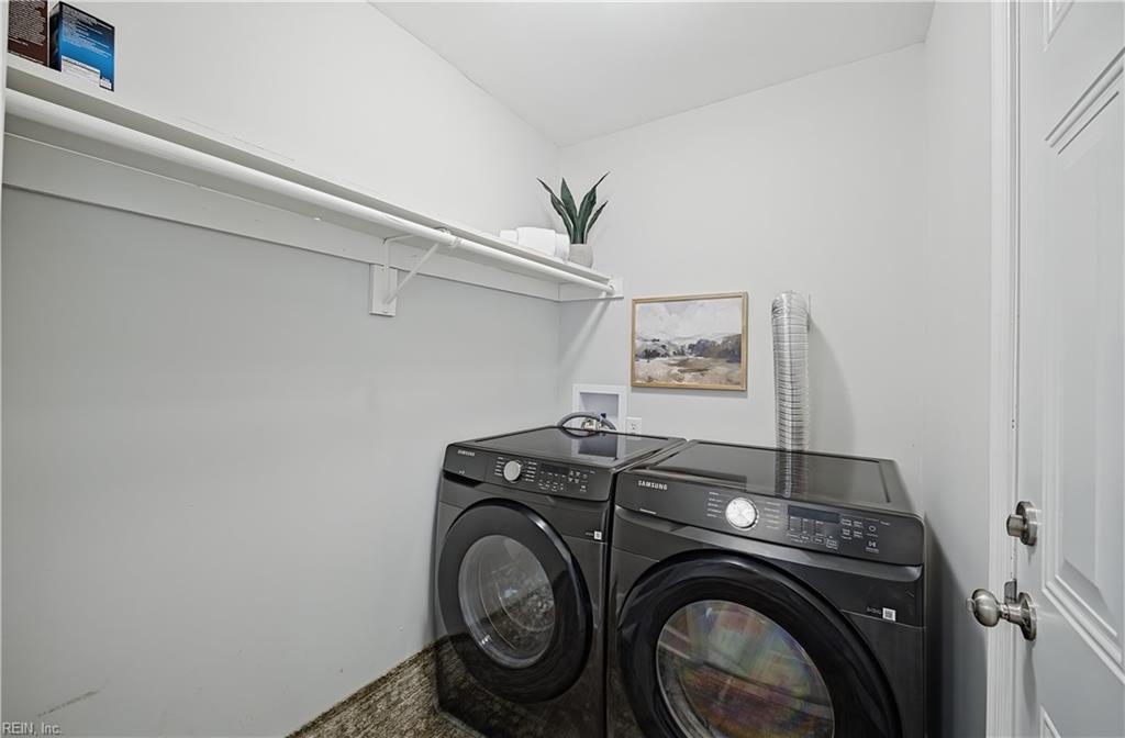 2400 Amie Dr Property Photo 23