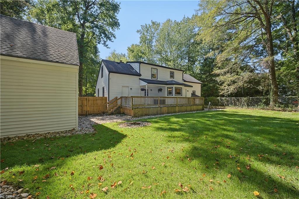 2400 Amie Dr Property Photo 38