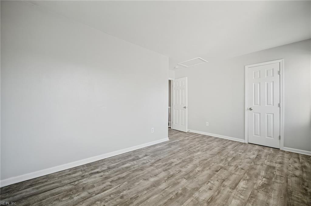 1561 Jameson Dr Property Photo 14