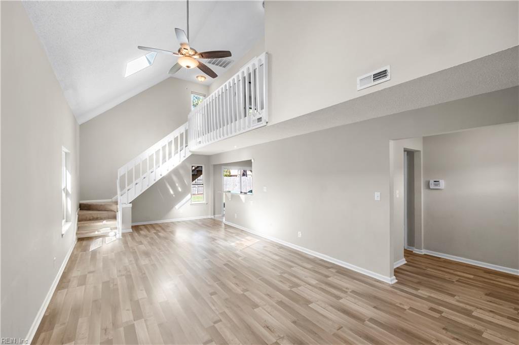1717 Rueger St Property Photo 6
