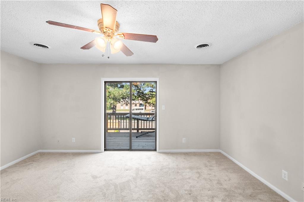 1717 Rueger St Property Photo 23