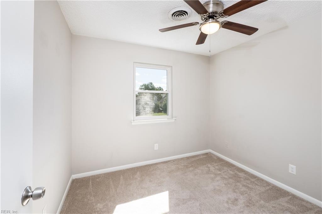 1717 Rueger St Property Photo 28